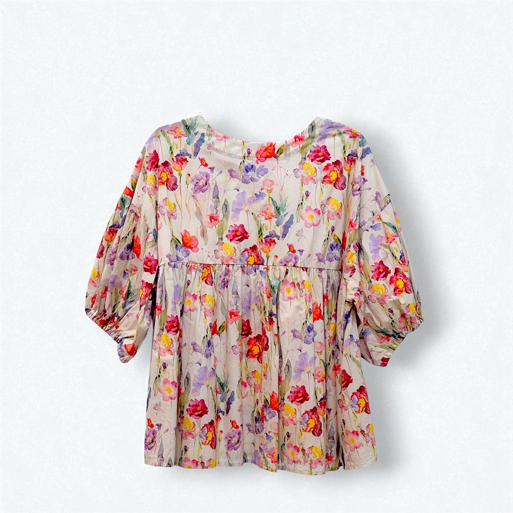 Poppy Floral Top with Voluminous Sleeves