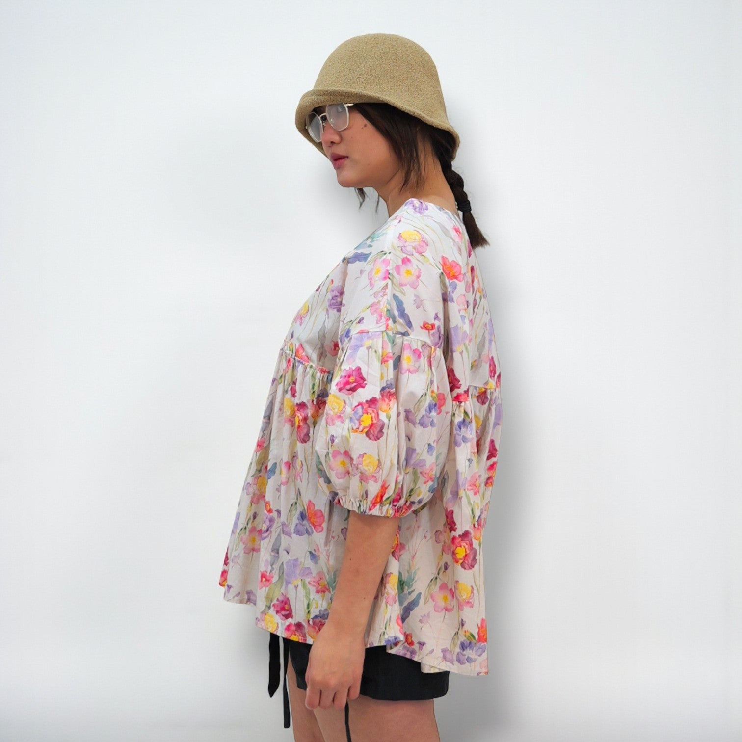 Poppy Floral Top with Voluminous Sleeves